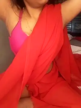 Snapshot of hinaa_khan chatting on December 15, 2025, 6:47 pm hinaa khan online show from December 15, 2025, 6:47 pm