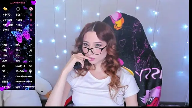 emily cline online show from November 6, 2025, 8:51 am