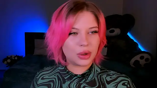 evaharve online show from February 15, 2025, 11:14 pm