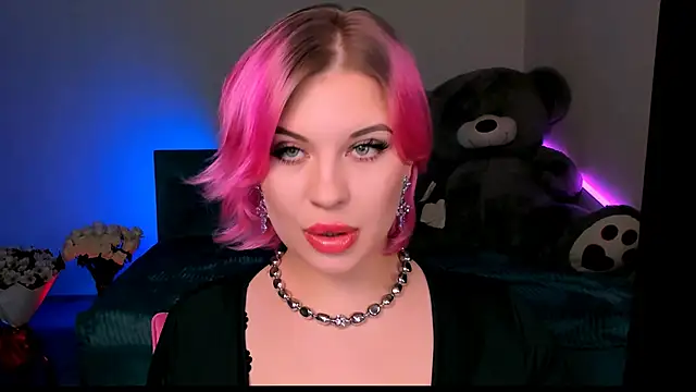 evaharve online show from January 18, 2025, 6:10 pm