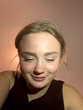 CherryEmmy online show from October 22, 2025, 6:07 pm