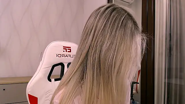 Snapshot of Babby_Rabbit chatting on December 19, 2025, 2:41 pm Babby Rabbit online show from December 19, 2025, 2:41 pm