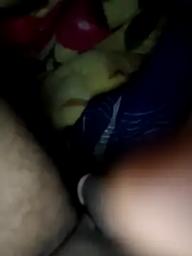 Snapshot of small131 chatting on December 11, 2024, 9:01 pm small131 online show from December 11, 2024, 9:01 pm