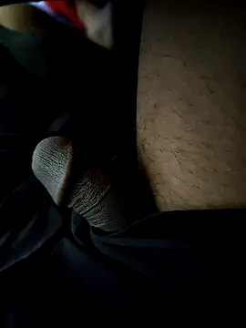 Snapshot of small131 chatting on March 15, 2025, 6:21 pm small131 online show from March 15, 2025, 6:21 pm