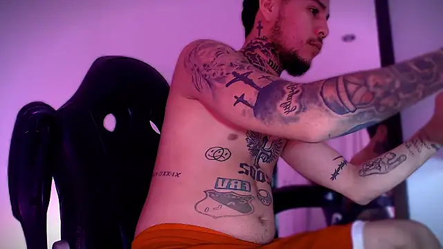 Snapshot of Junihn0 chatting on September 24, 2025, 8:59 pm Junihn0 online show from September 24, 2025, 8:59 pm