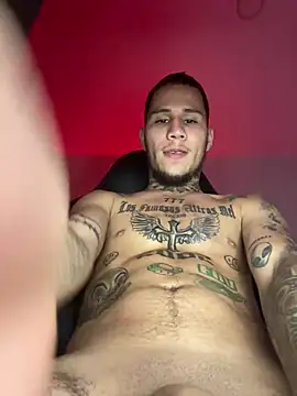 Snapshot of Junihn0 chatting on January 30, 2025, 8:31 pm Junihn0 online show from January 30, 2025, 8:31 pm