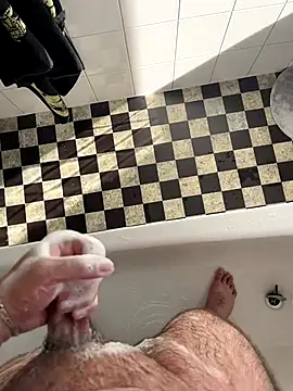 Snapshot of Loco42- chatting on September 19, 2025, 1:04 pm Loco42- online show from September 19, 2025, 1:04 pm