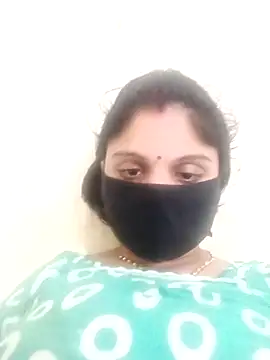 Cute-Aadhvita online show from October 27, 2025, 6:20 pm