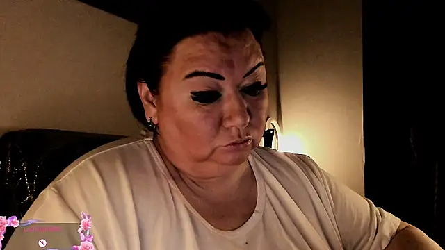 SexxyDreams1 online show from September 24, 2025, 11:21 pm