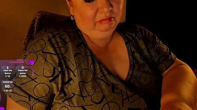 SexxyDreams1 online show from February 1, 2025, 10:55 pm