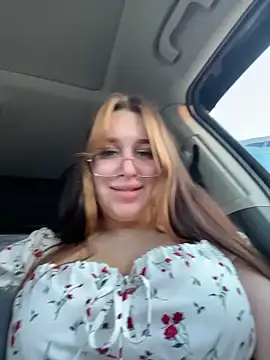 VikiDemi online show from February 24, 2026, 2:29 pm