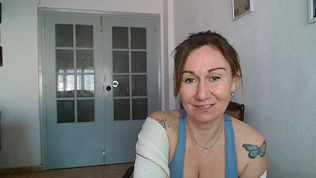 Snapshot of TamaraSweetxo chatting on March 10, 2025, 5:07 pm TamaraSweetxo online show from March 10, 2025, 5:07 pm