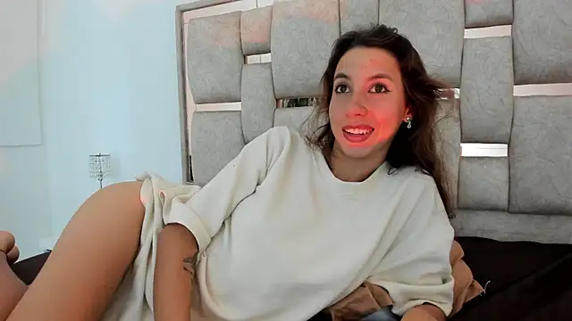 jolie lov online show from March 20, 2025, 4:31 pm