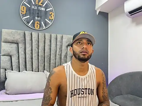 Robin Rief online show from March 25, 2026, 7:35 pm