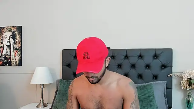 Robin Rief online show from September 21, 2025, 3:22 am