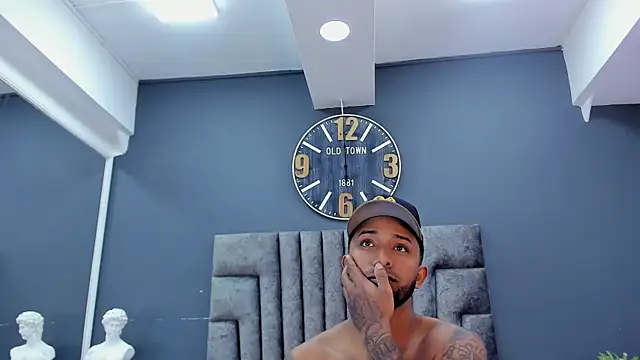 Robin Rief online show from March 31, 2026, 7:38 pm