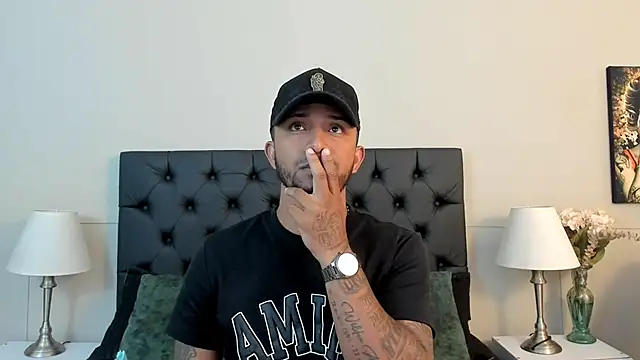 Robin Rief online show from September 12, 2025, 3:17 am