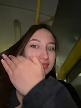 Snapshot of VelvetVixenI chatting on November 28, 2025, 5:35 pm VelvetVixenI online show from November 28, 2025, 5:35 pm