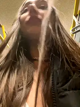 Snapshot of VelvetVixenI chatting on November 17, 2025, 4:55 pm VelvetVixenI online show from November 17, 2025, 4:55 pm