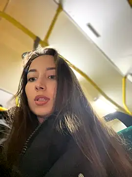 Snapshot of VelvetVixenI chatting on November 18, 2025, 5:49 pm VelvetVixenI online show from November 18, 2025, 5:49 pm