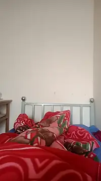 Snapshot of suryavanshi7inch chatting on December 11, 2024, 5:00 am suryavanshi7inch online show from December 11, 2024, 5:00 am