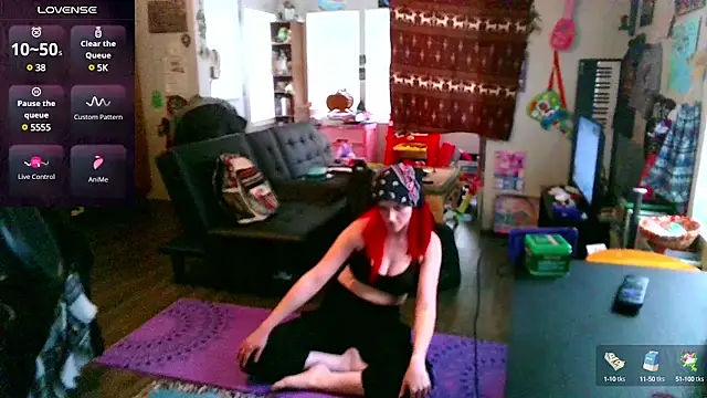 Snapshot of _hellostormy_ chatting on March 15, 2025, 8:32 pm  hellostormy  online show from March 15, 2025, 8:32 pm