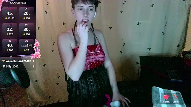 Snapshot of _hellostormy_ chatting on February 5, 2025, 12:31 am  hellostormy  online show from February 5, 2025, 12:31 am