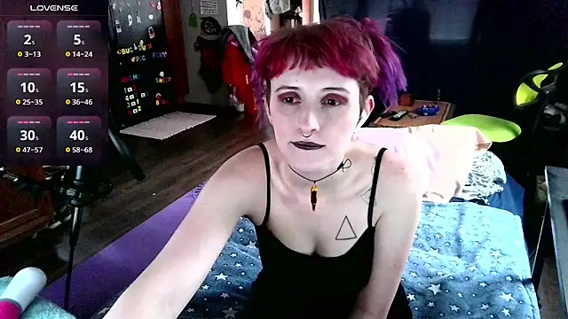 Snapshot of _hellostormy_ chatting on March 1, 2025, 5:16 pm  hellostormy  online show from March 1, 2025, 5:16 pm
