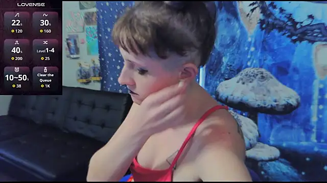 Snapshot of _hellostormy_ chatting on September 13, 2025, 12:38 pm  hellostormy  online show from September 13, 2025, 12:38 pm
