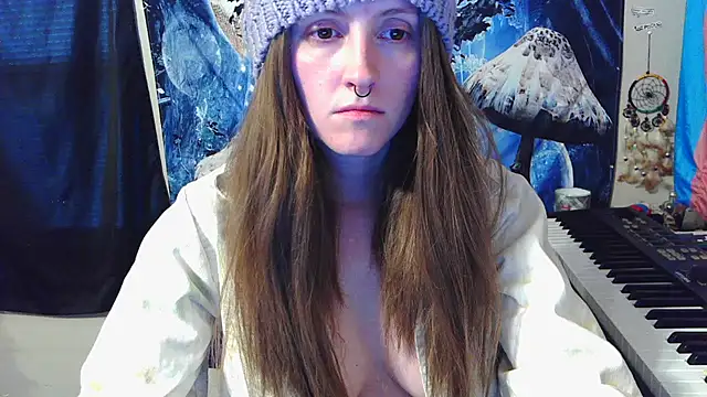  hellostormy  online show from December 18, 2025, 4:11 pm