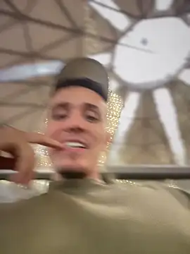 Snapshot of adam-rivera chatting on November 30, 2025, 10:10 pm adam-rivera online show from November 30, 2025, 10:10 pm