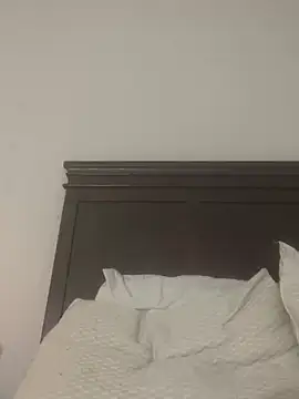 1prettygem online show from January 27, 2025, 12:33 am