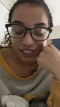 1prettygem online show from December 22, 2024, 6:28 am