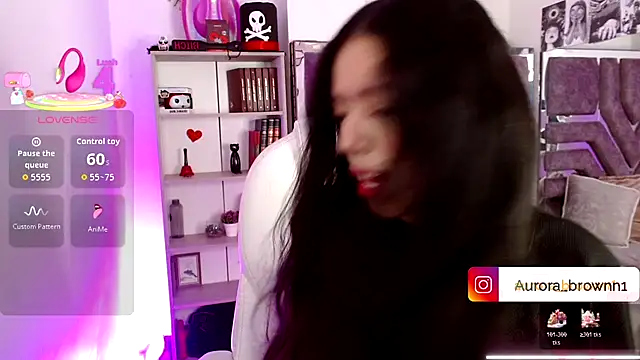 Snapshot of Aurora_Brownn chatting on November 14, 2025, 4:49 am Aurora Brownn online show from November 14, 2025, 4:49 am