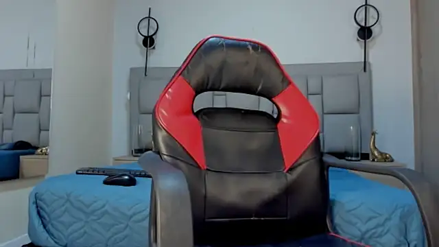 JEFFREY COTTOM online show from March 20, 2026, 11:55 am