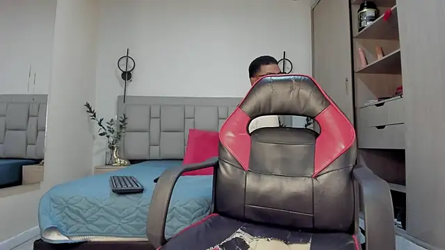 Snapshot of JEFFREY_COTTOM chatting on November 22, 2025, 11:31 am JEFFREY COTTOM online show from November 22, 2025, 11:31 am