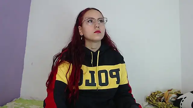 LatinasGoddesses  online show from January 21, 2025, 1:43 pm