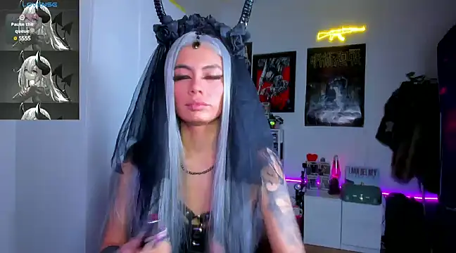 Snapshot of _sakae_ chatting on January 24, 2025, 9:37 pm  sakae  online show from January 24, 2025, 9:37 pm