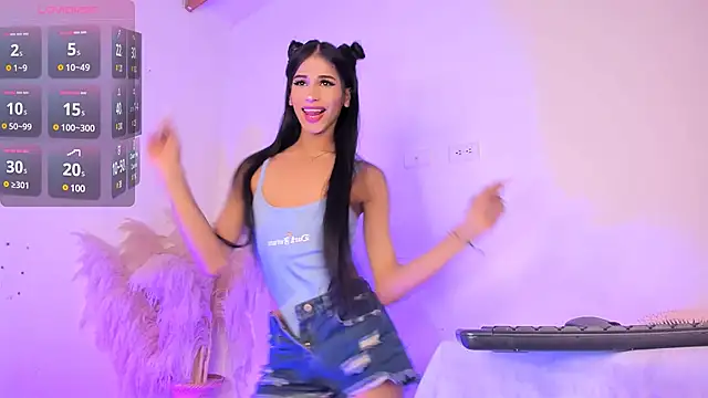 Snapshot of Nicol_ofi24 chatting on March 18, 2025, 3:12 am Nicol ofi24 online show from March 18, 2025, 3:12 am