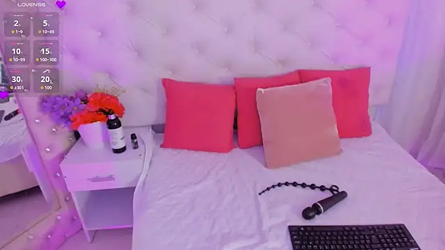 Snapshot of anchela-garcia1 chatting on October 28, 2025, 2:27 pm anchela-garcia1 online show from October 28, 2025, 2:27 pm