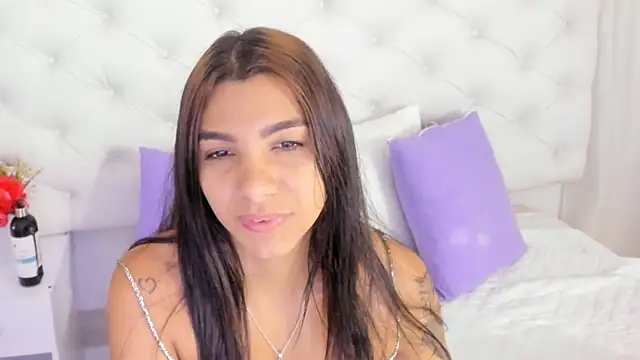 Snapshot of anchela-garcia1 chatting on November 28, 2025, 2:28 pm anchela-garcia1 online show from November 28, 2025, 2:28 pm