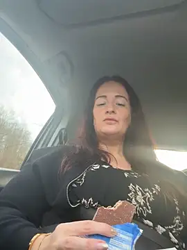 Snapshot of Engel_mia chatting on December 16, 2025, 12:09 pm Engel mia online show from December 16, 2025, 12:09 pm