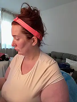 Engel mia online show from February 5, 2026, 1:07 pm