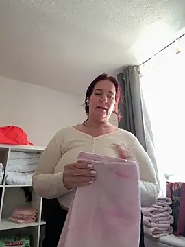 Engel mia online show from March 9, 2026, 7:45 am