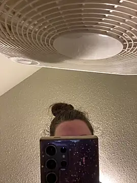 PeakabumPromo online show from April 15, 2026, 4:44 pm