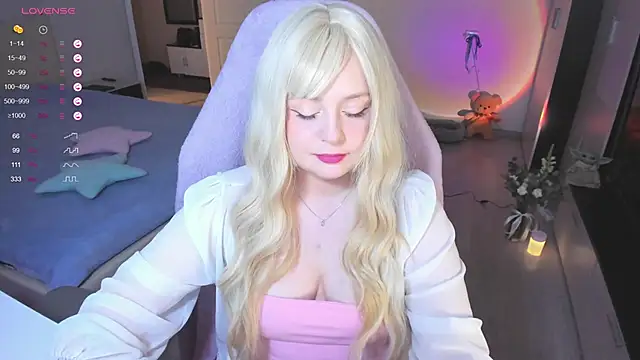 Amy honey angel online show from January 21, 2025, 12:18 pm