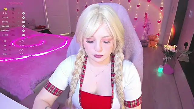 Amy honey angel online show from February 24, 2025, 10:04 am