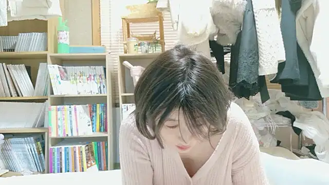 Snapshot of morikawa_sayaka chatting on November 23, 2025, 11:37 pm morikawa sayaka online show from November 23, 2025, 11:37 pm