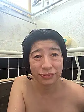 Snapshot of morikawa_sayaka chatting on November 6, 2025, 11:42 pm morikawa sayaka online show from November 6, 2025, 11:42 pm