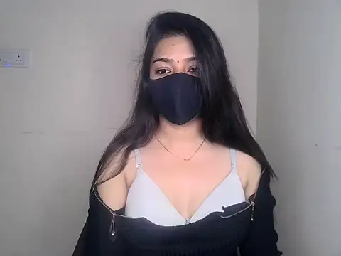 Snapshot of kritikadoll chatting on April 2, 2026, 5:25 am kritikadoll online show from April 2, 2026, 5:25 am